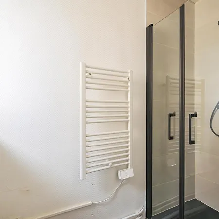 Le Jaures - Moderne 2 - Hyper Centre Reims